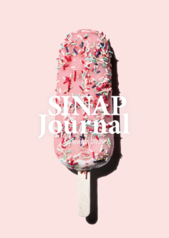 表紙 SINAP Journal Summer 2020 カラフルなチョコスプレーのかかったピンクのアイスクリームの写真