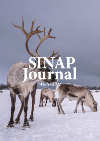 表紙 SINAP Journal Winter 2022 雪原に3匹のトナカイがいる写真